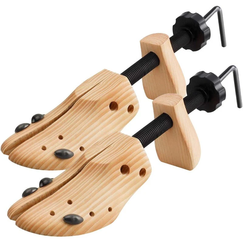 Cedar Shoe Expander