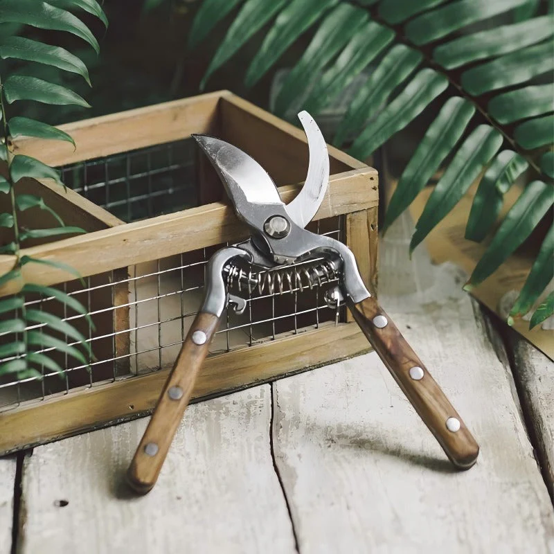 Hand-Forged Multipurpose Garden & Kitchen Shears - Image 8