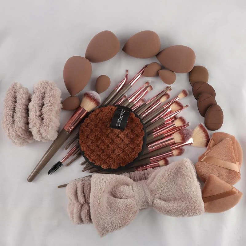 Pro Makeup Tool Set - Image 3