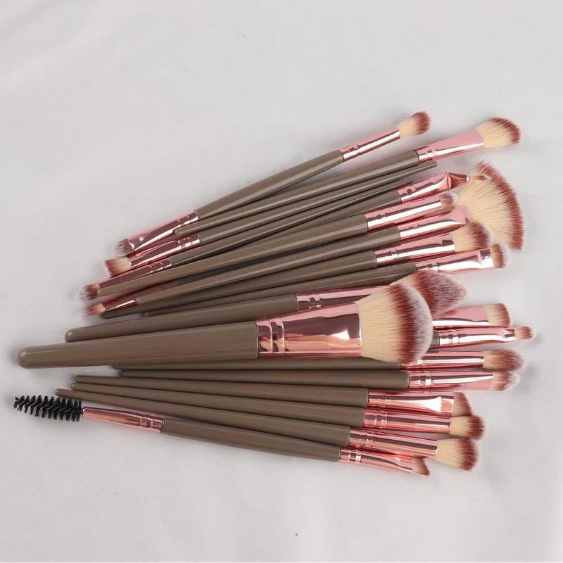 Pro Makeup Tool Set - Image 4